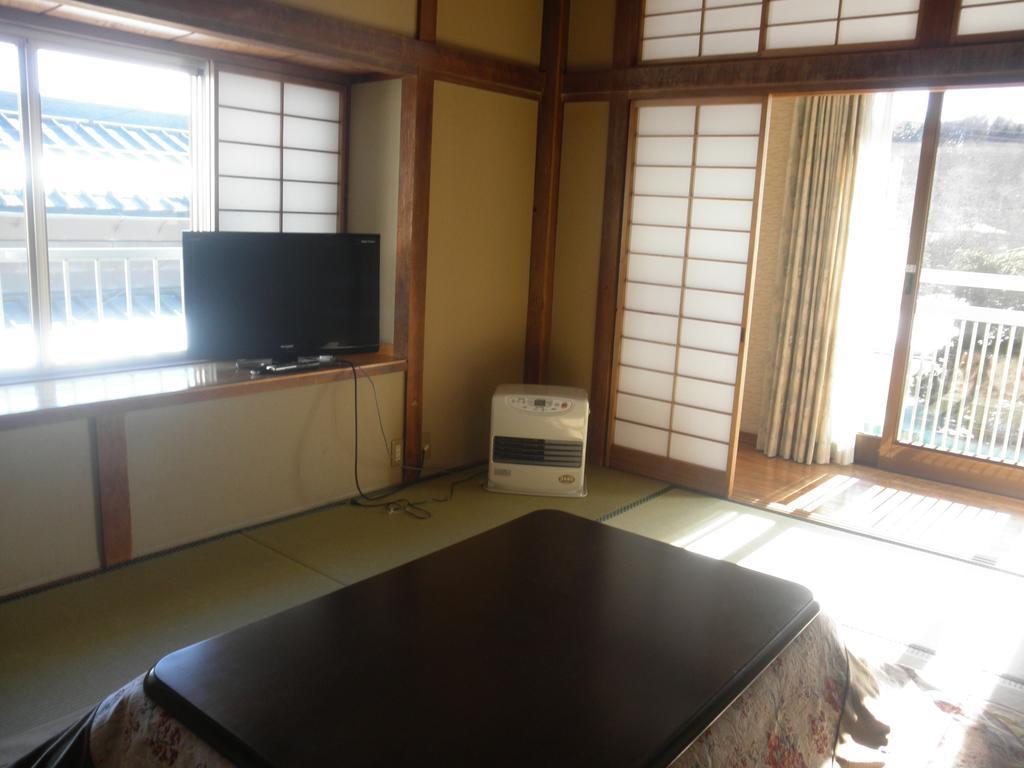 Haranoya Hotel Oshino Екстериор снимка